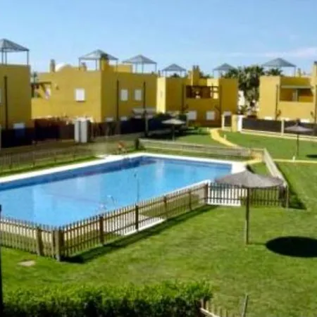 Bonito Adosado 3hab; 2bañ; Jardín; Piscina En Urbanización Tartessos Costa Ballena-cádiz Сasa de vacaciones