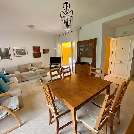 Сasa de vacaciones Bonito Adosado 3hab; 2bañ; Jardín; Piscina En Urbanización Tartessos Costa Ballena-cádiz Chipiona