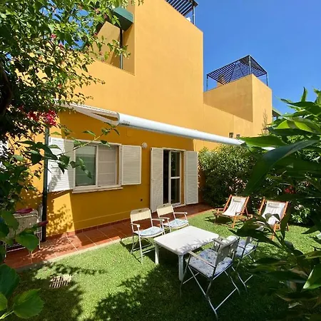 Bonito Adosado 3hab; 2bañ; Jardín; Piscina En Urbanización Tartessos Costa Ballena-cádiz * Chipiona